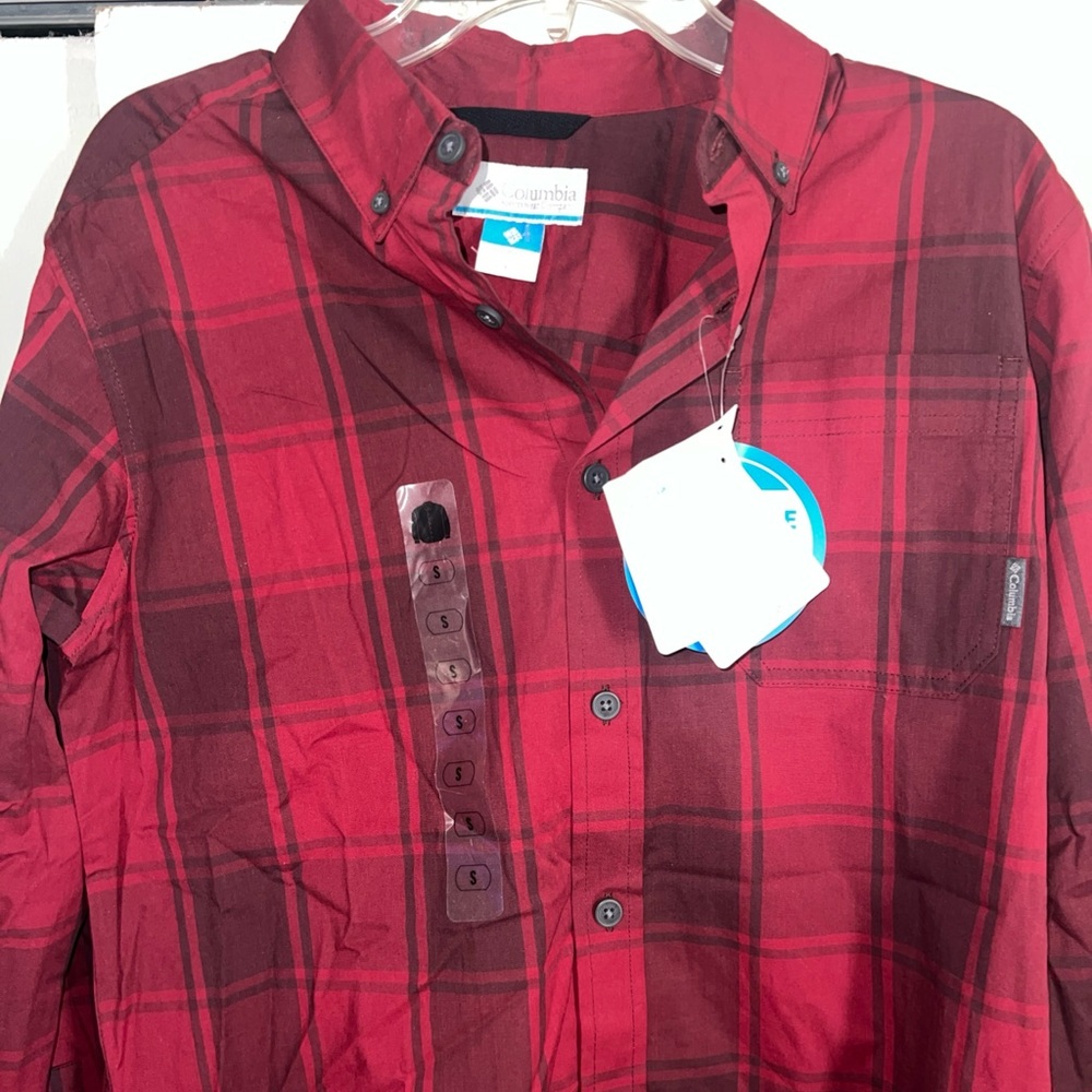 Columbia Red Plaid Casual Button Down Shirt